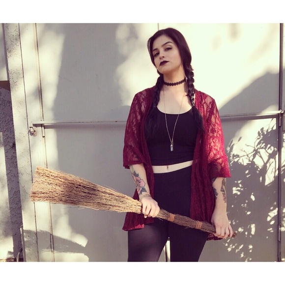 Meet your Posher, Kimberly - Picture 7 of 8